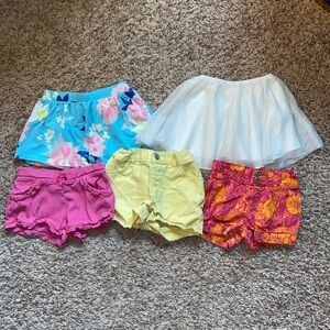3t girls lot of five bottoms - 4 shorts and one skirt.